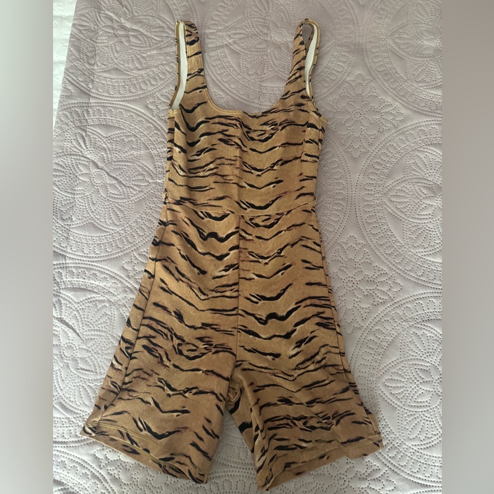 WeWoreWhat Women’s Onesie. Size S.